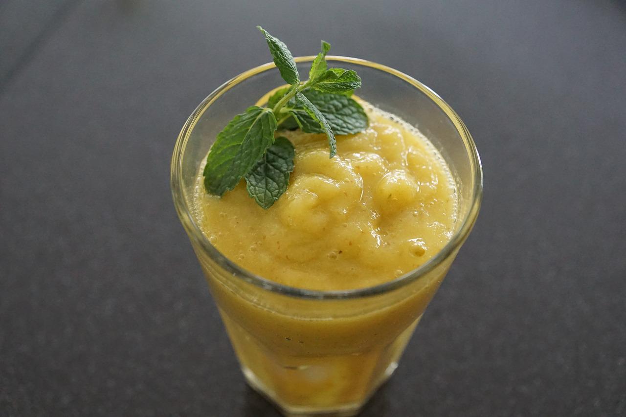 mango ananaslı smoothie