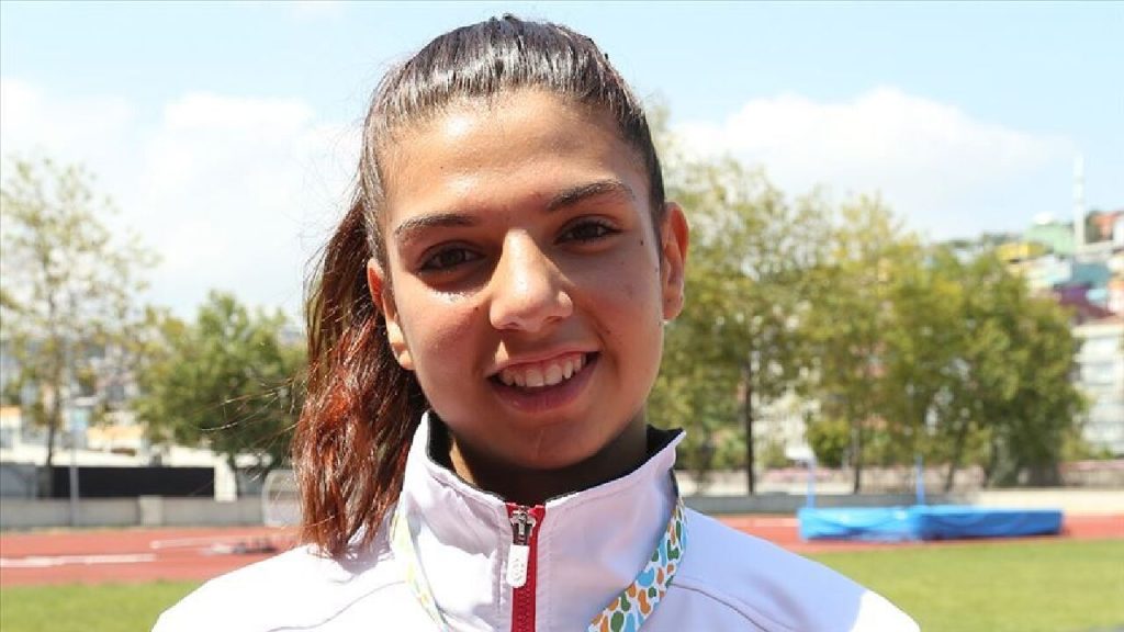 esra bayrak para atletizm