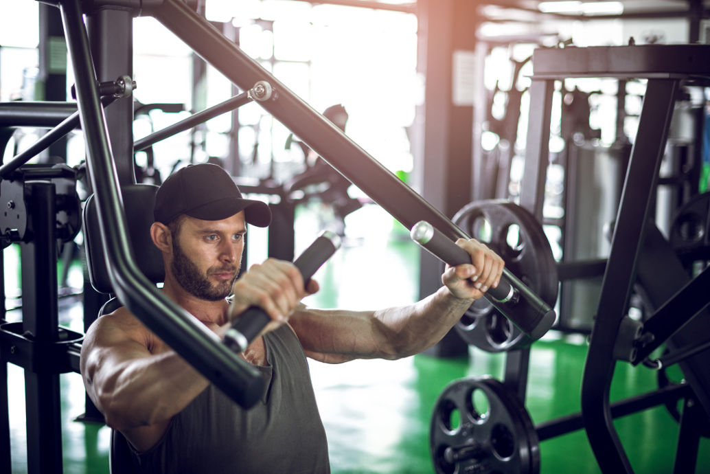 chest press machine hangi kasları çalıştırır?