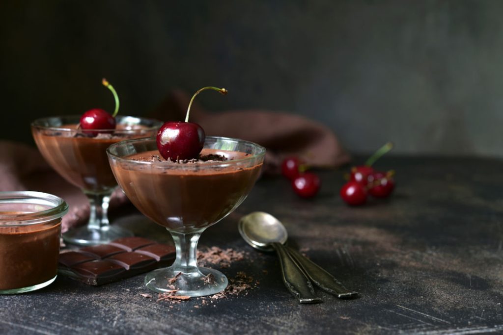 Haşlanmış Yumurtalı Puding Nasıl Yapılır?