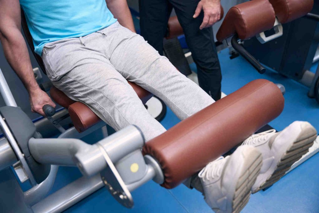 Leg Extension'da İdeal Tekrar ve Set Sayısı Nedir?